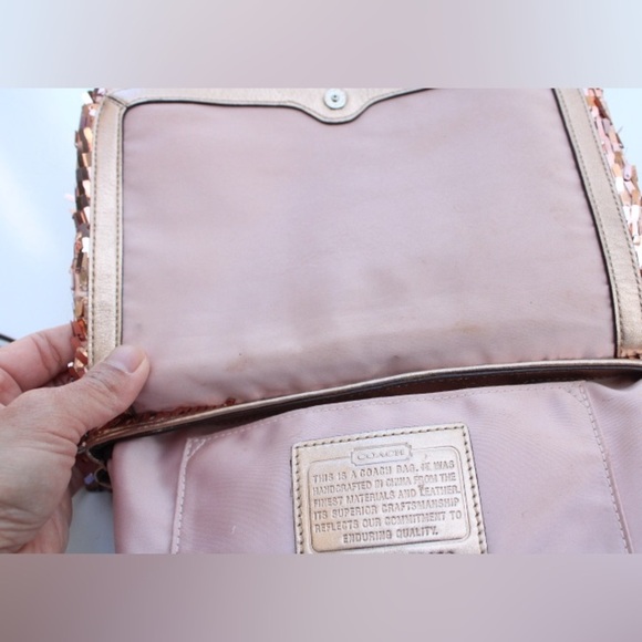 Coach limited edition sequin wristlet - Picture 7 of 14